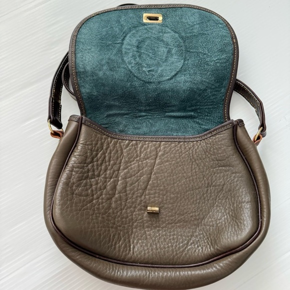 Handmade authentic leather crossbody bag with hand beaded detail - Picture 5 of 12